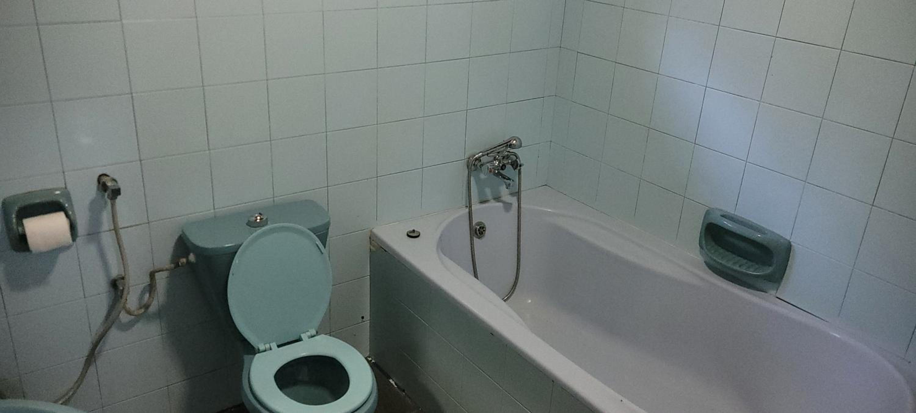 Single Room With Private Bathroom