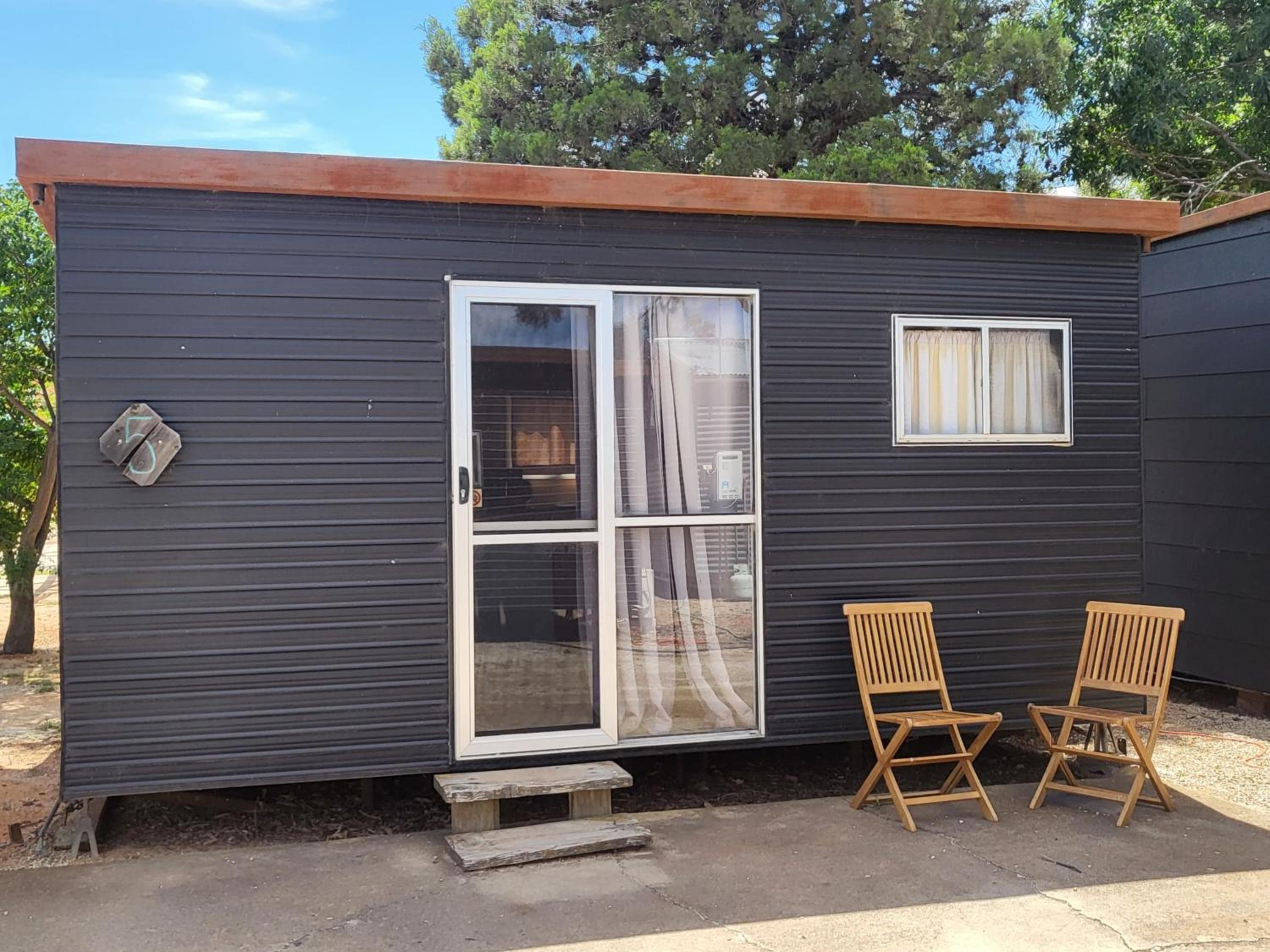 Standard Bungalow photo 2