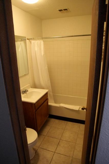 Queen Room - Photo 3
