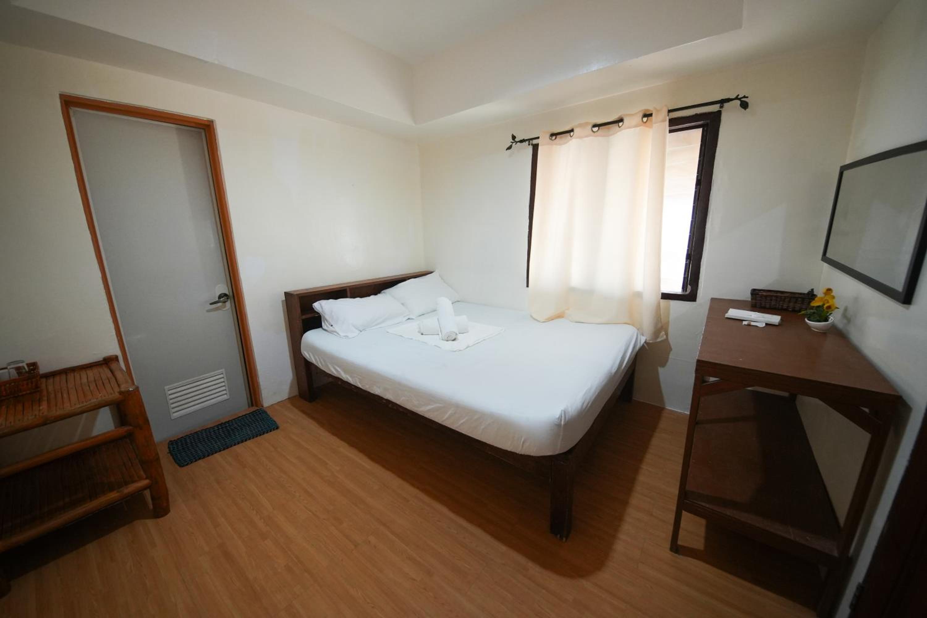 Double Room With Private Bathroom photo 3
