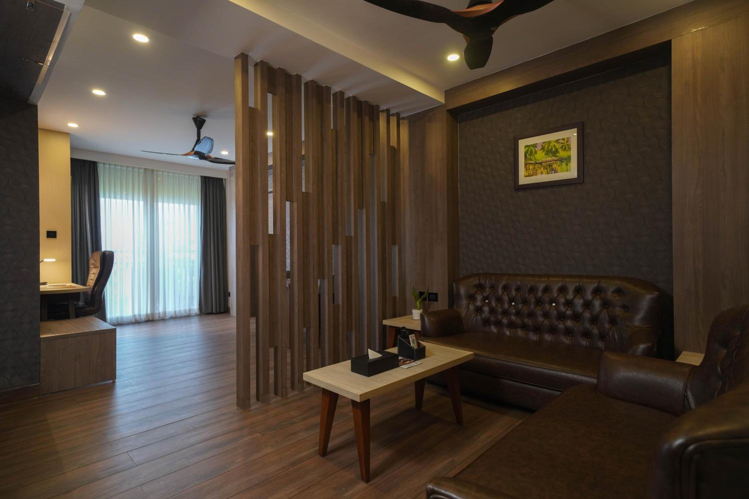 Suite with 15% off on session of 60 mins Spa Suite with 15% off on session of 60 mins Spa