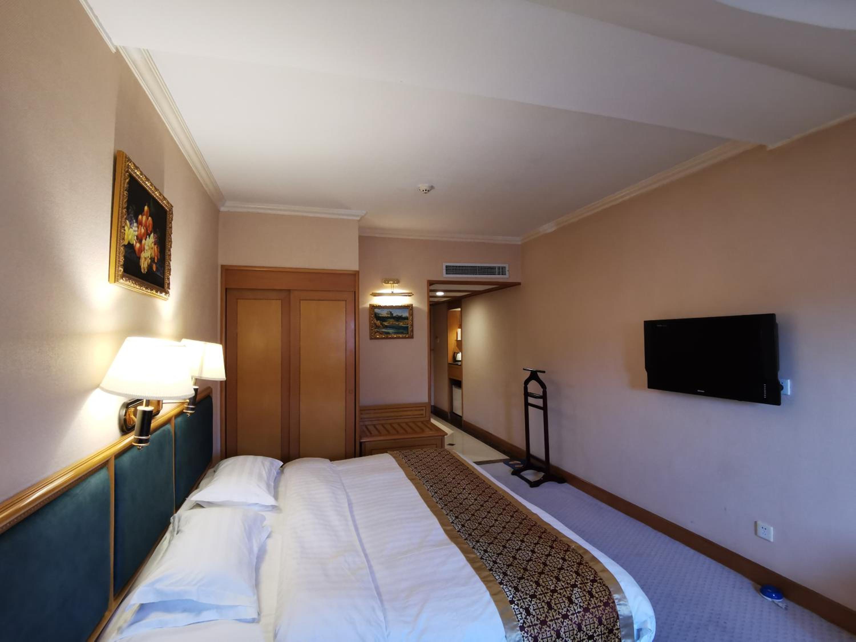 Business Double Room (Small Window) photo 2