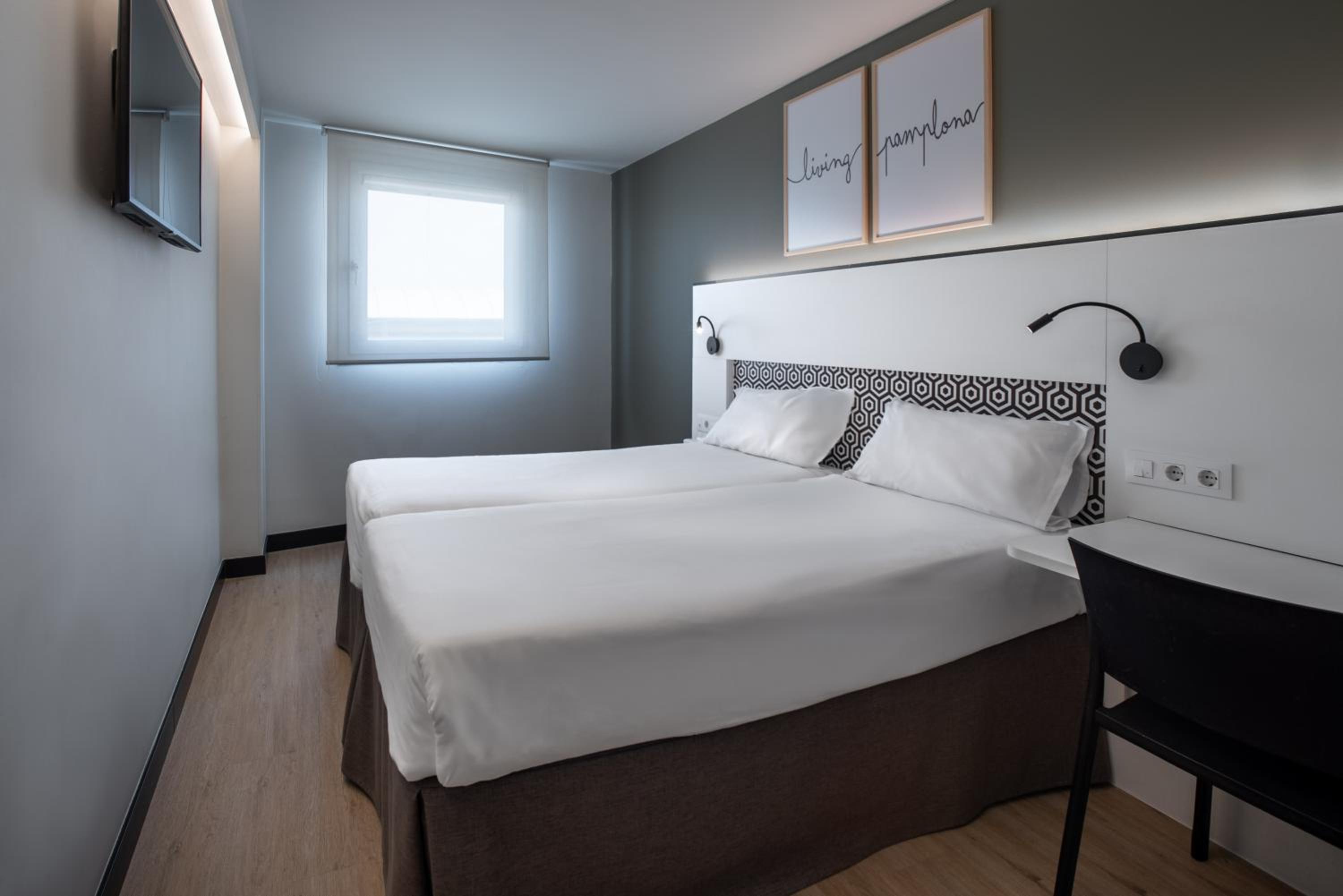 Double or Twin Room - Photo 1