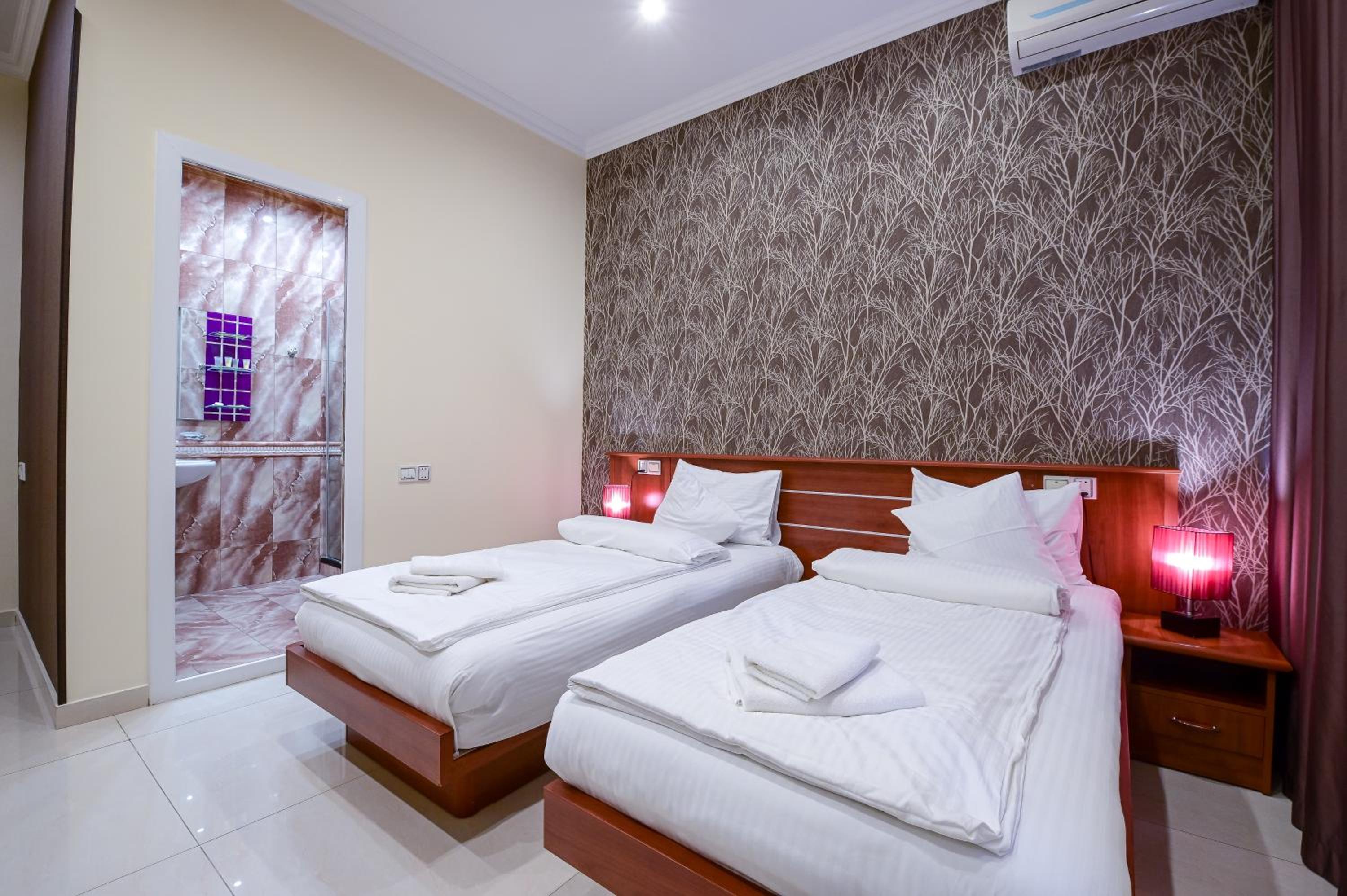 Large Double or Twin Room photo 1