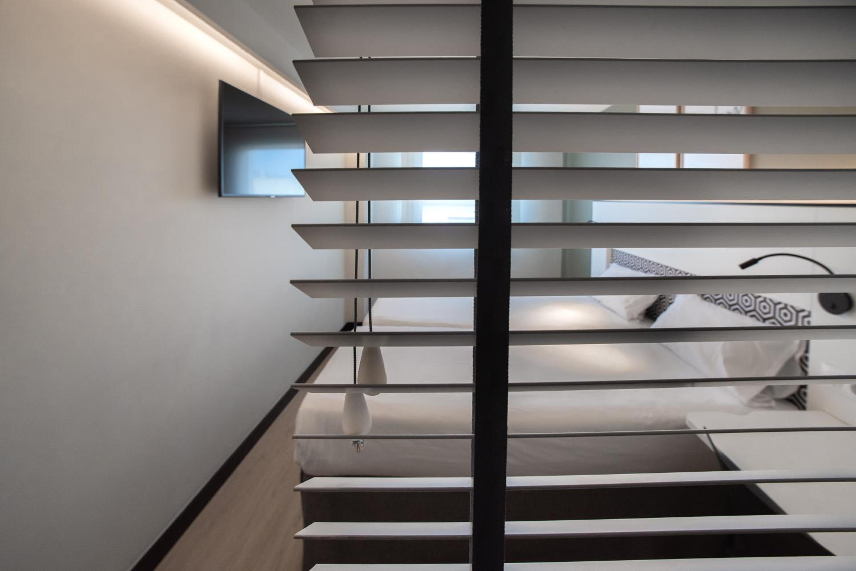 Double or Twin Room - Photo 6
