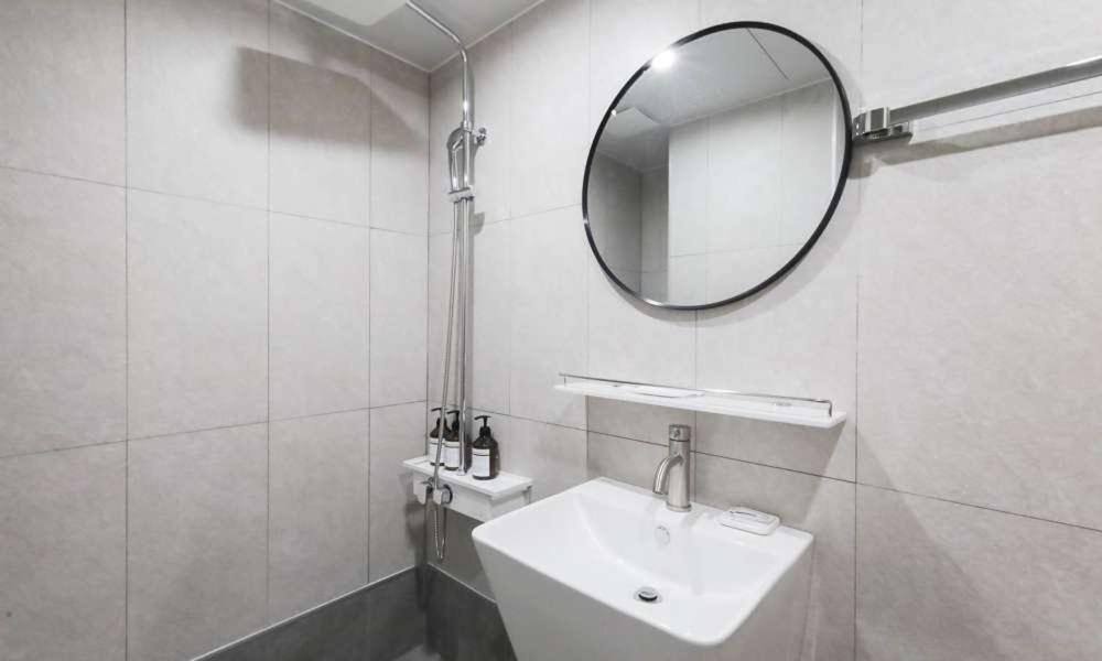 Double Room - Photo 6