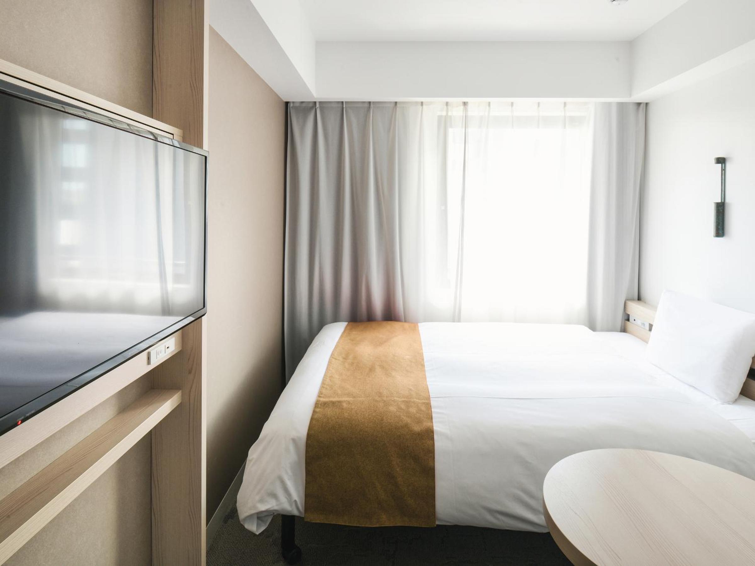 Single Room with Shower Booth - Non-Smoking - Photo 1