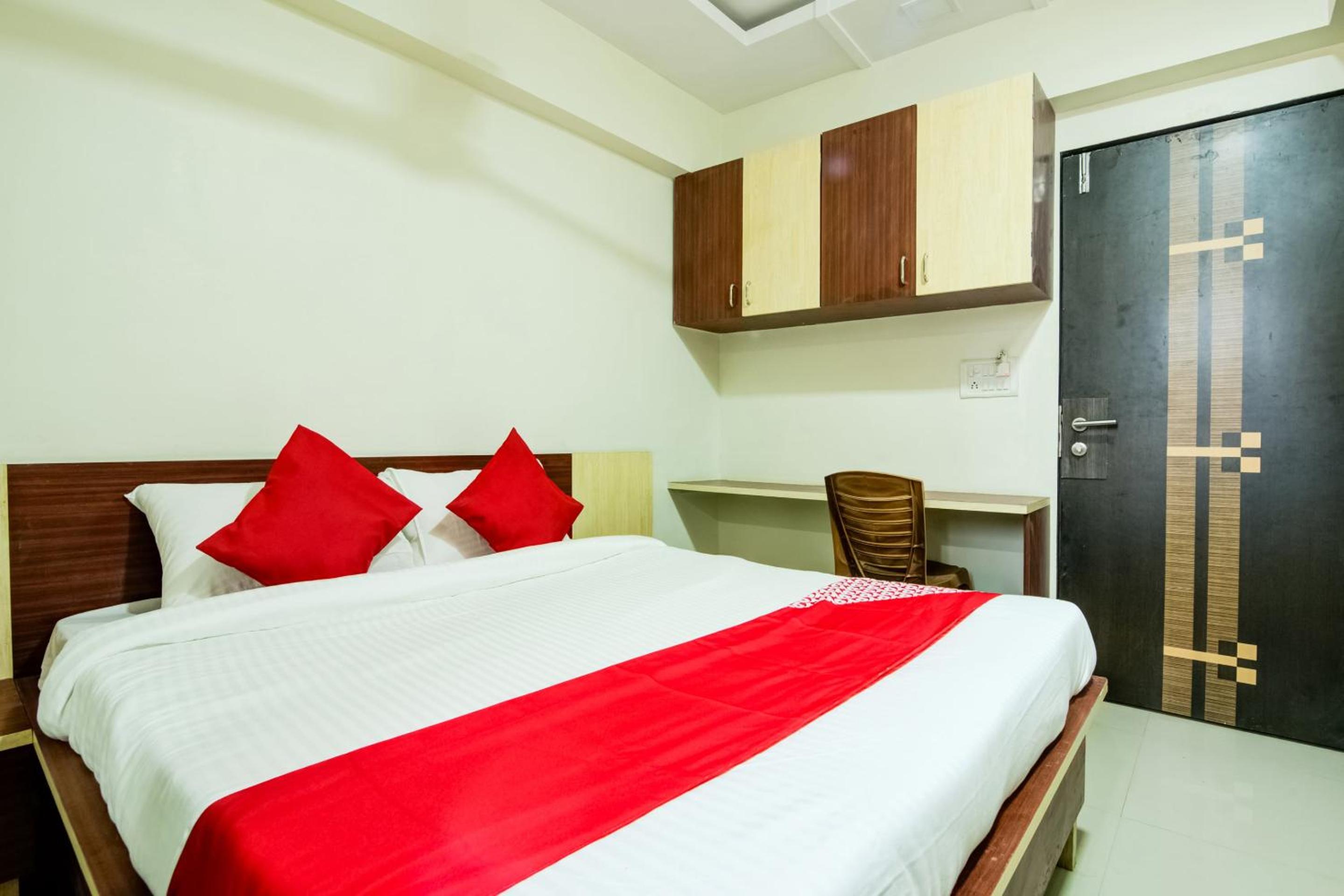 Deluxe Triple Room photo 3