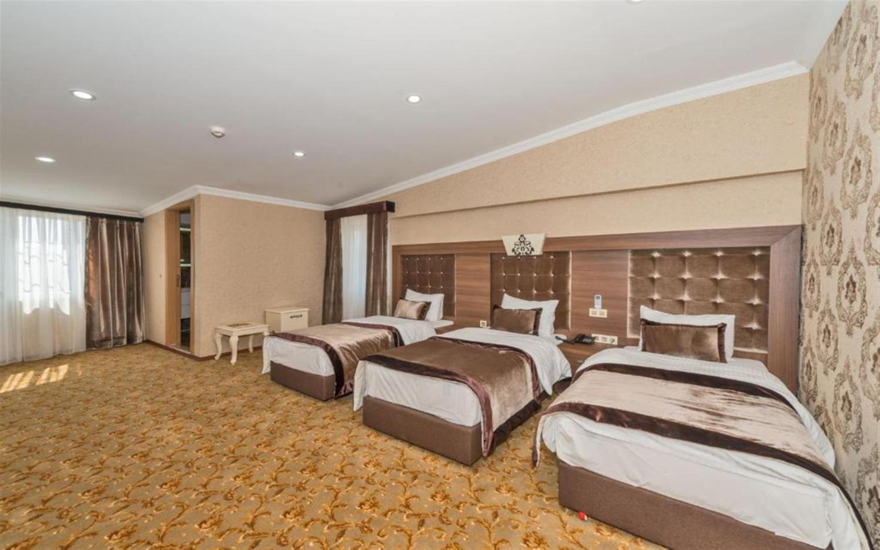 Quadruple Room photo 2