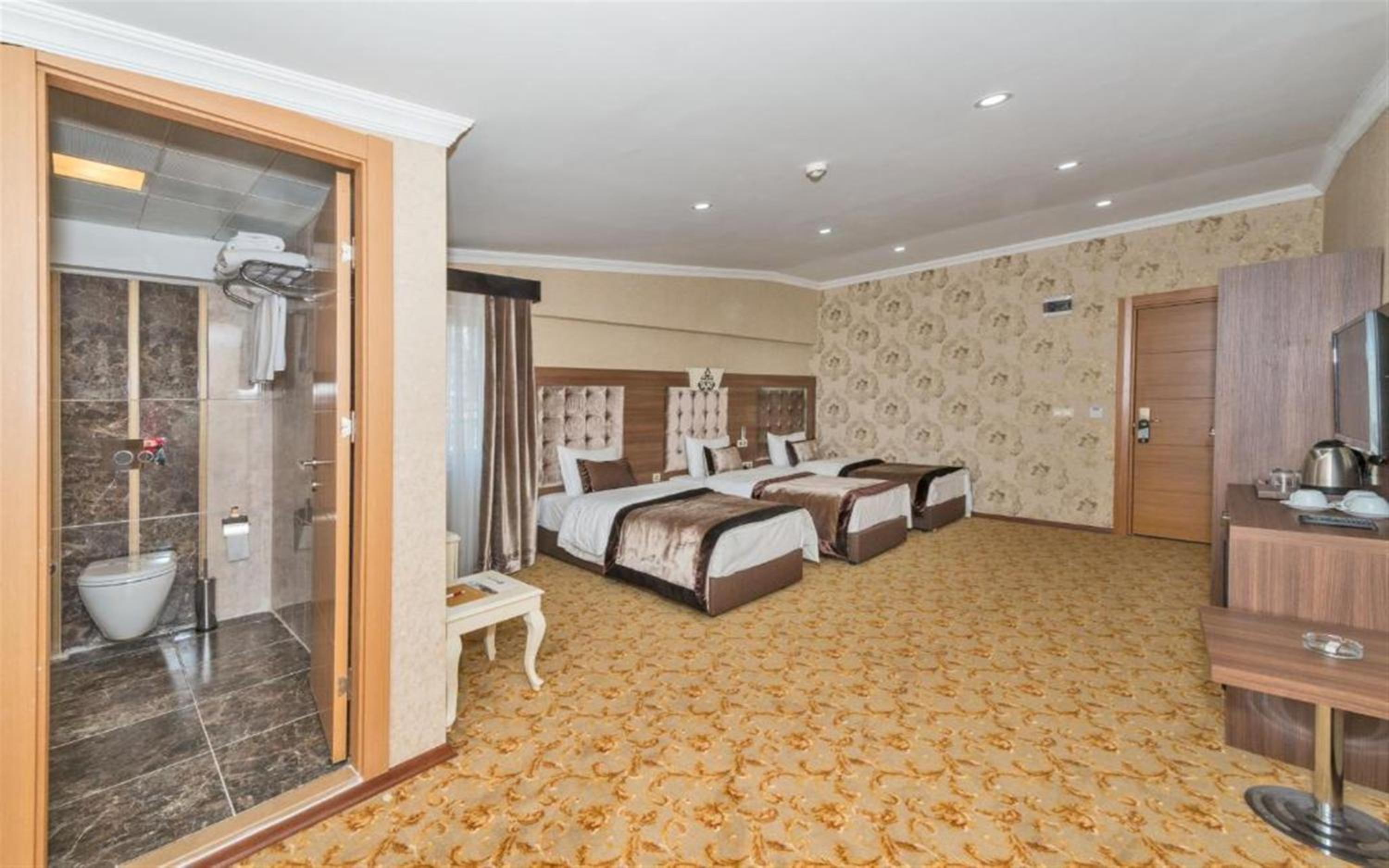 Quadruple Room photo 1