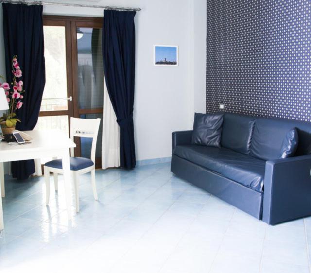 Superior Double or Twin Room - Photo 3