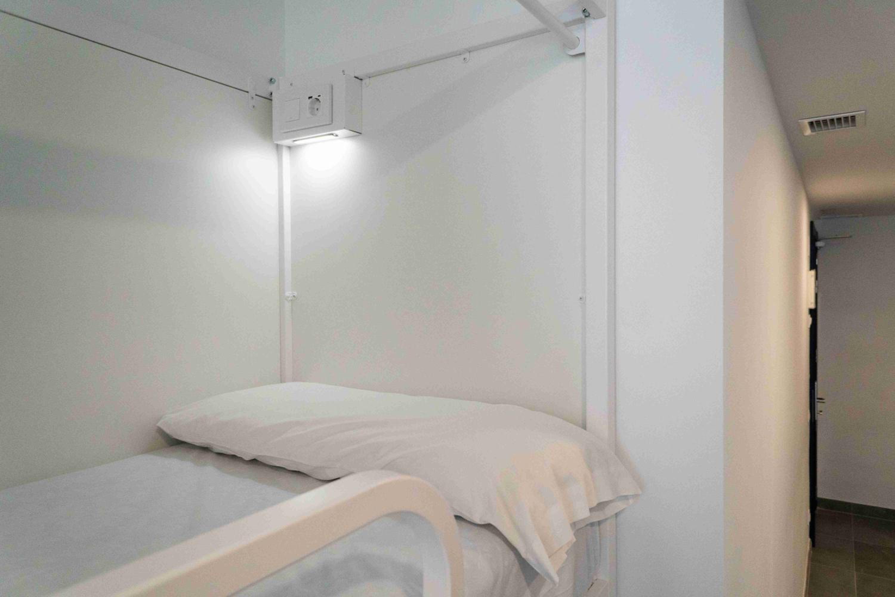 Cama en un Dormitorio Compartido Mixto de 8 (con Baño privado)