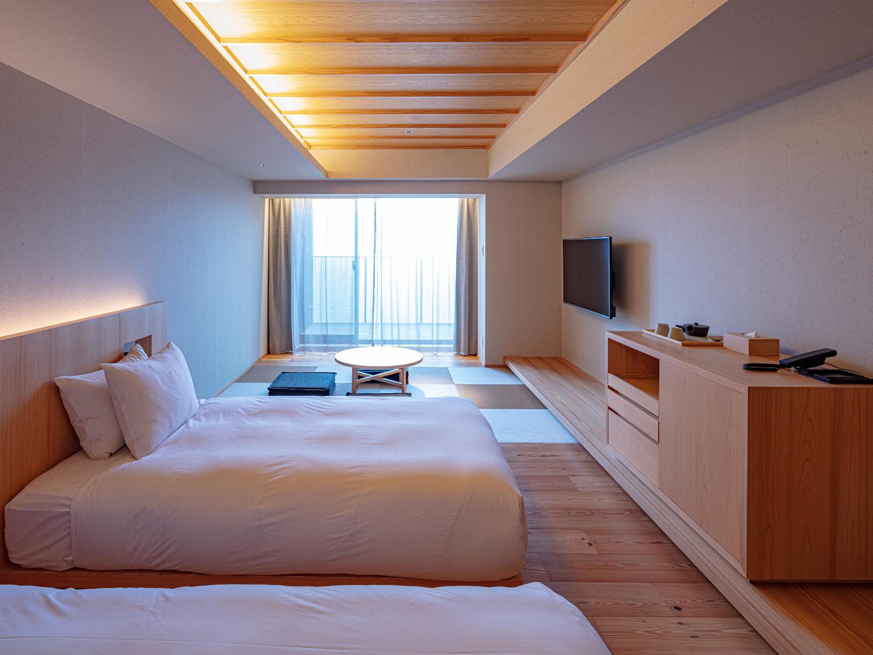 Standard Twin Room with Hot Spring - Photo 1