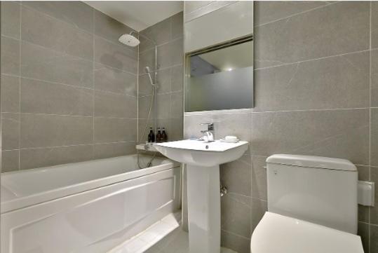 Standard Double Room - Photo 19
