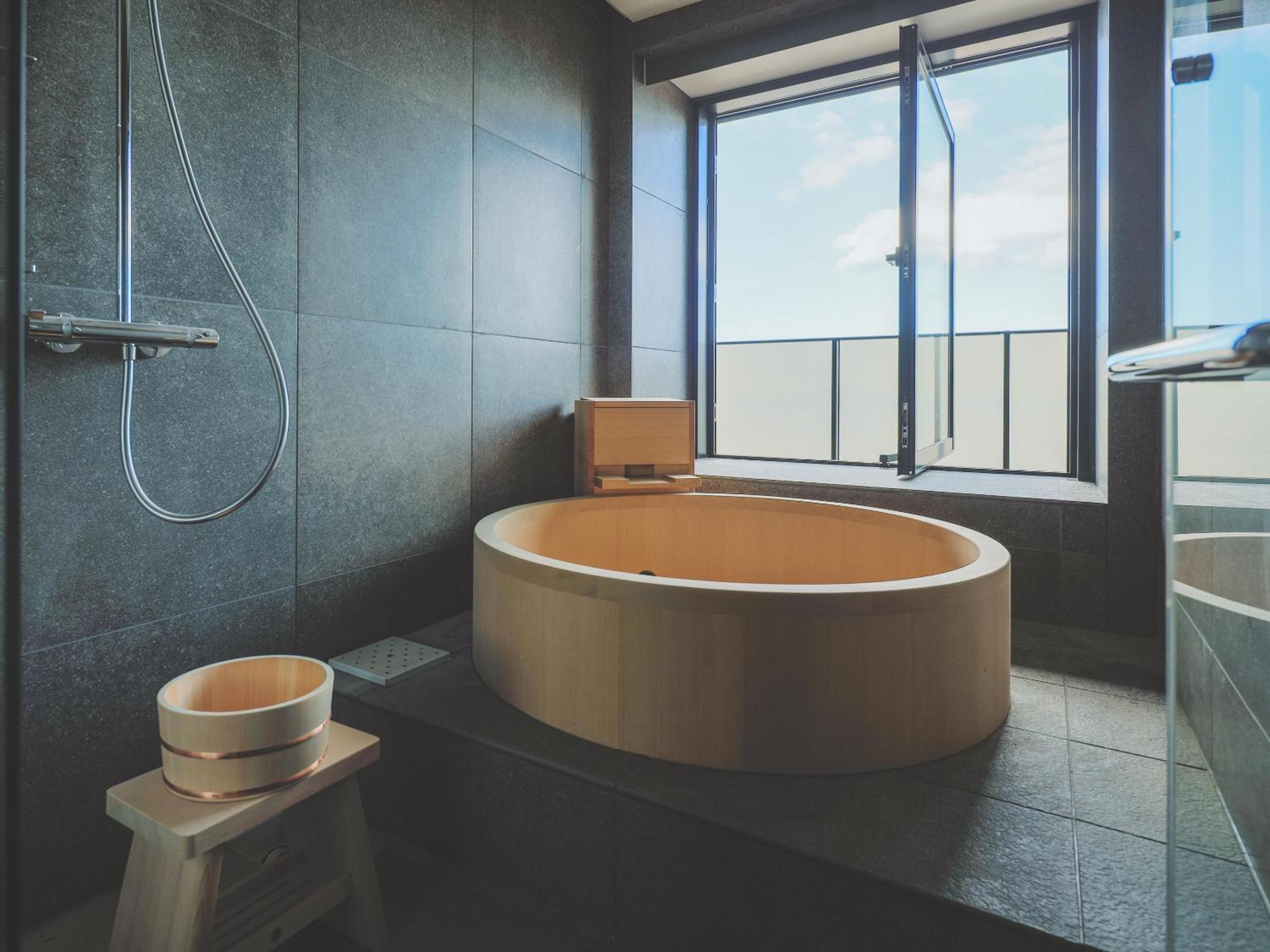 Premium Twin Room with Hot Spring - Photo 6