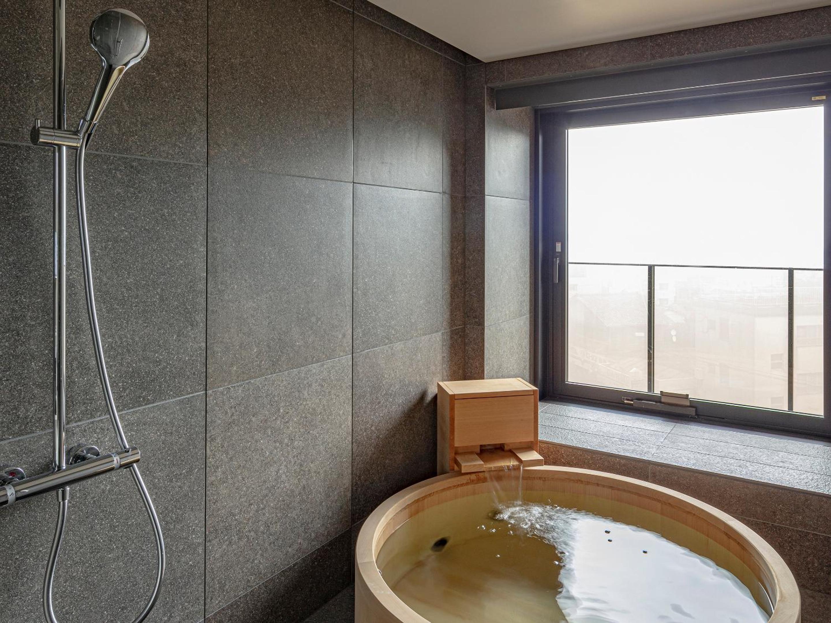 Forest Twin Room with Hot Spring - Photo 2