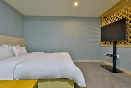 Deluxe Double Room - Photo 40