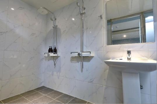 Deluxe Double Room - Photo 5