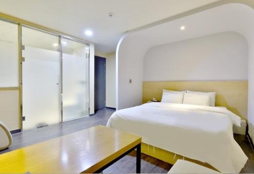 Superior Double Room - Photo 11