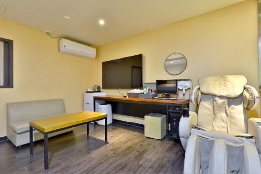 Superior Double Room - Photo 8