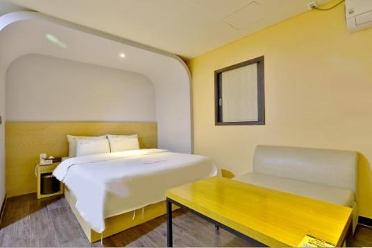 Superior Double Room - Photo 12