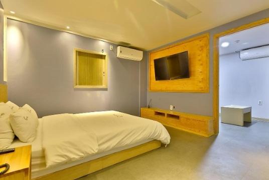 Superior Twin Room - Photo 9