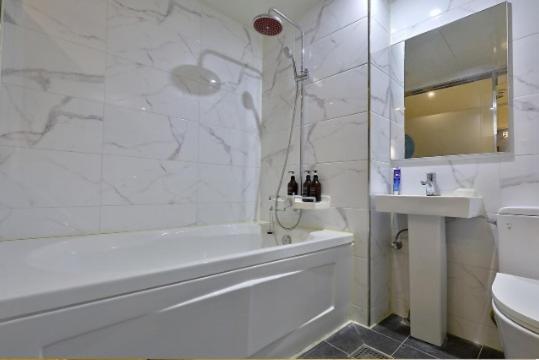 Superior Twin Room - Photo 17