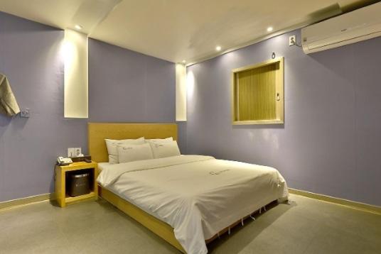 Superior Twin Room - Photo 1