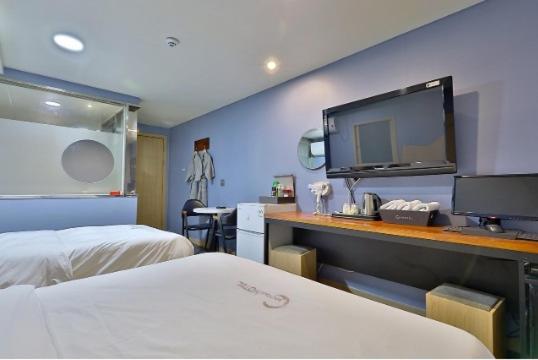 Deluxe Twin Room - Photo 3