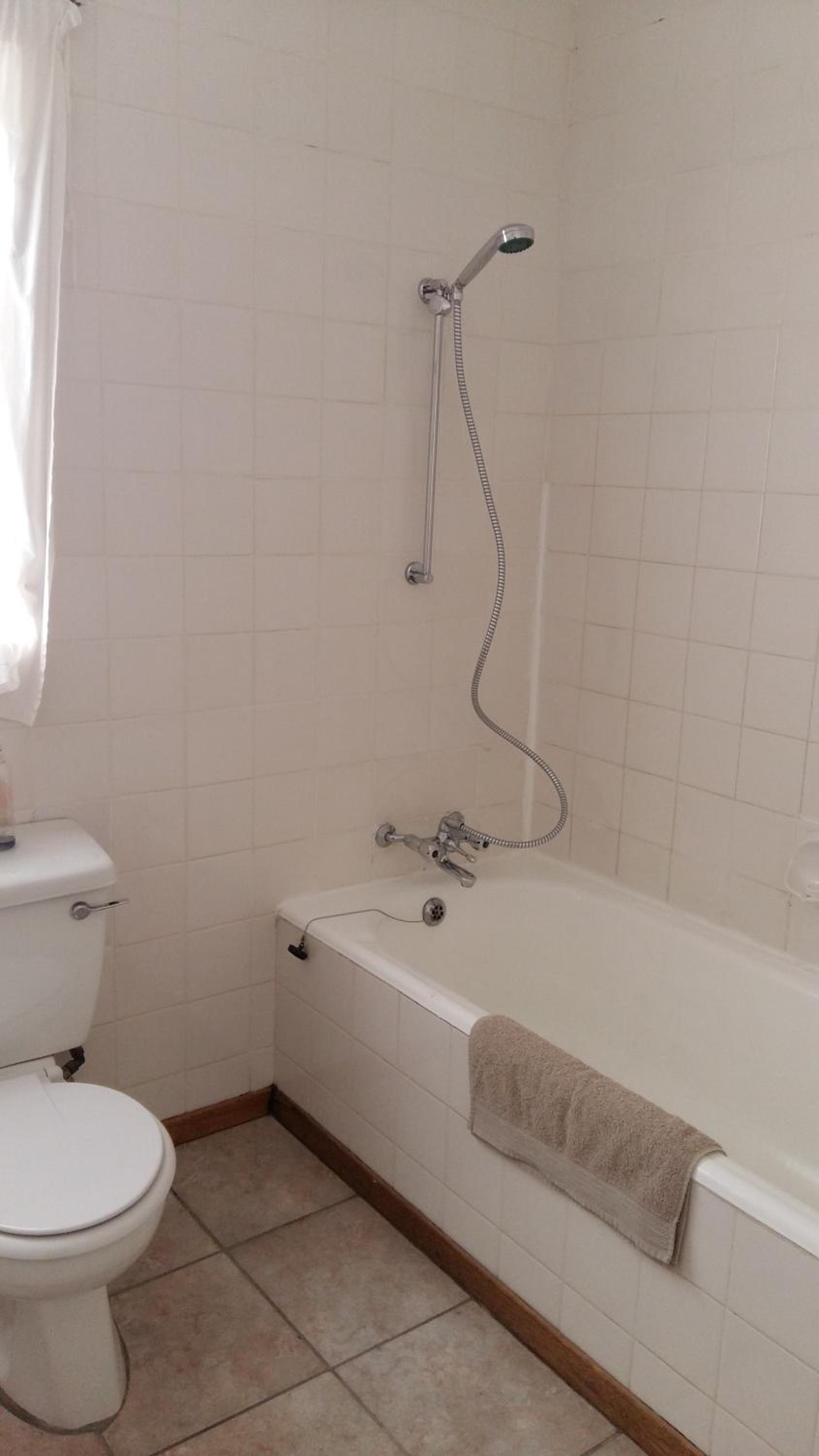 Double Room - Photo 4