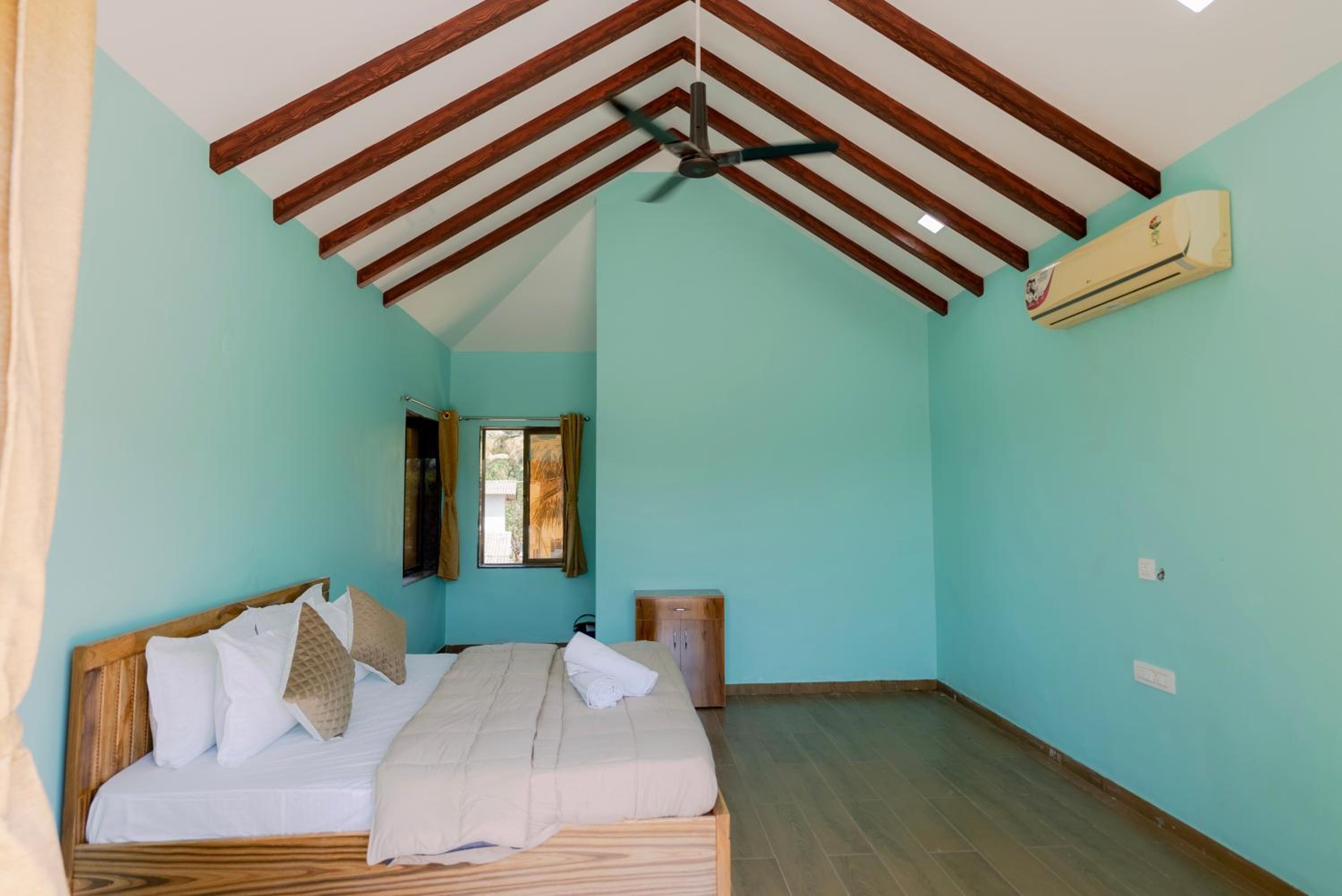 Four-Bedroom House photo 1