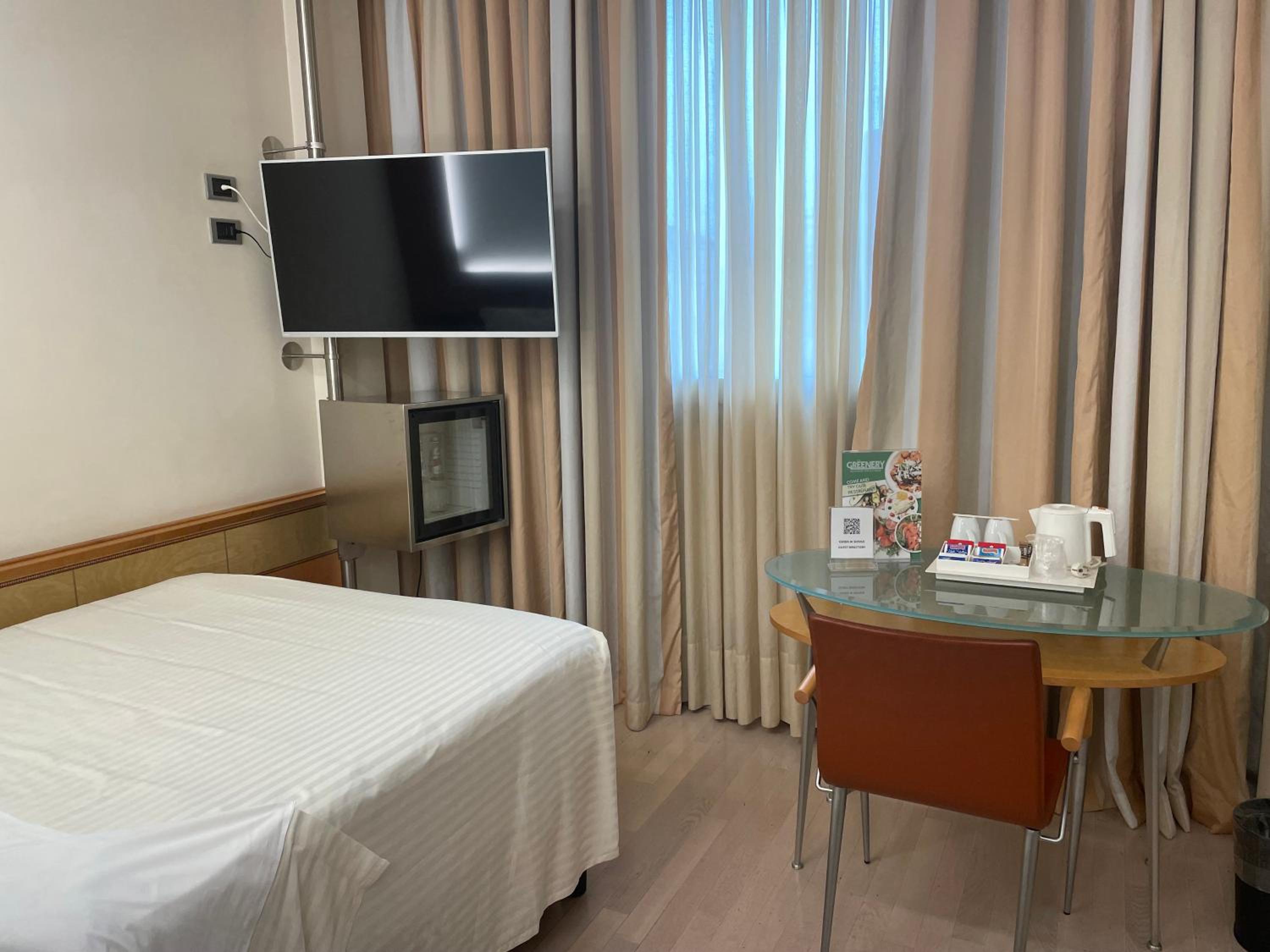 Economy Double Room