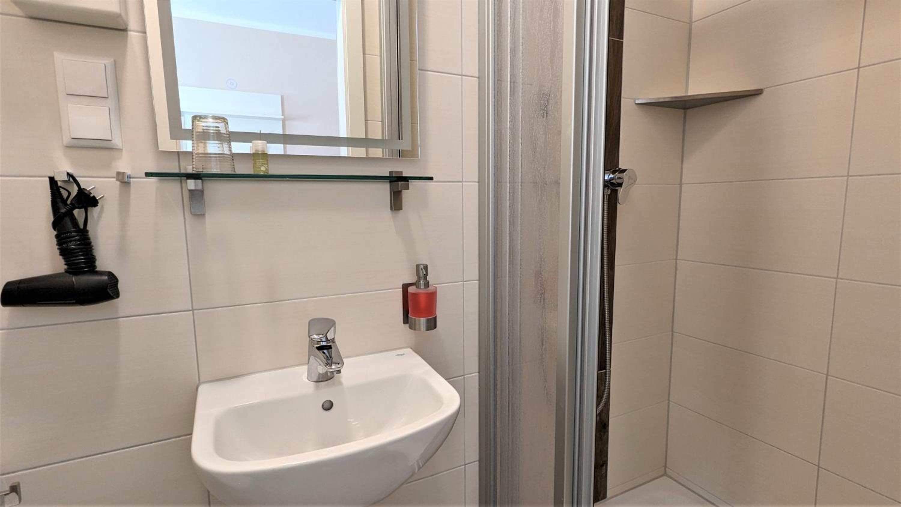 Standard Single Room photo 2