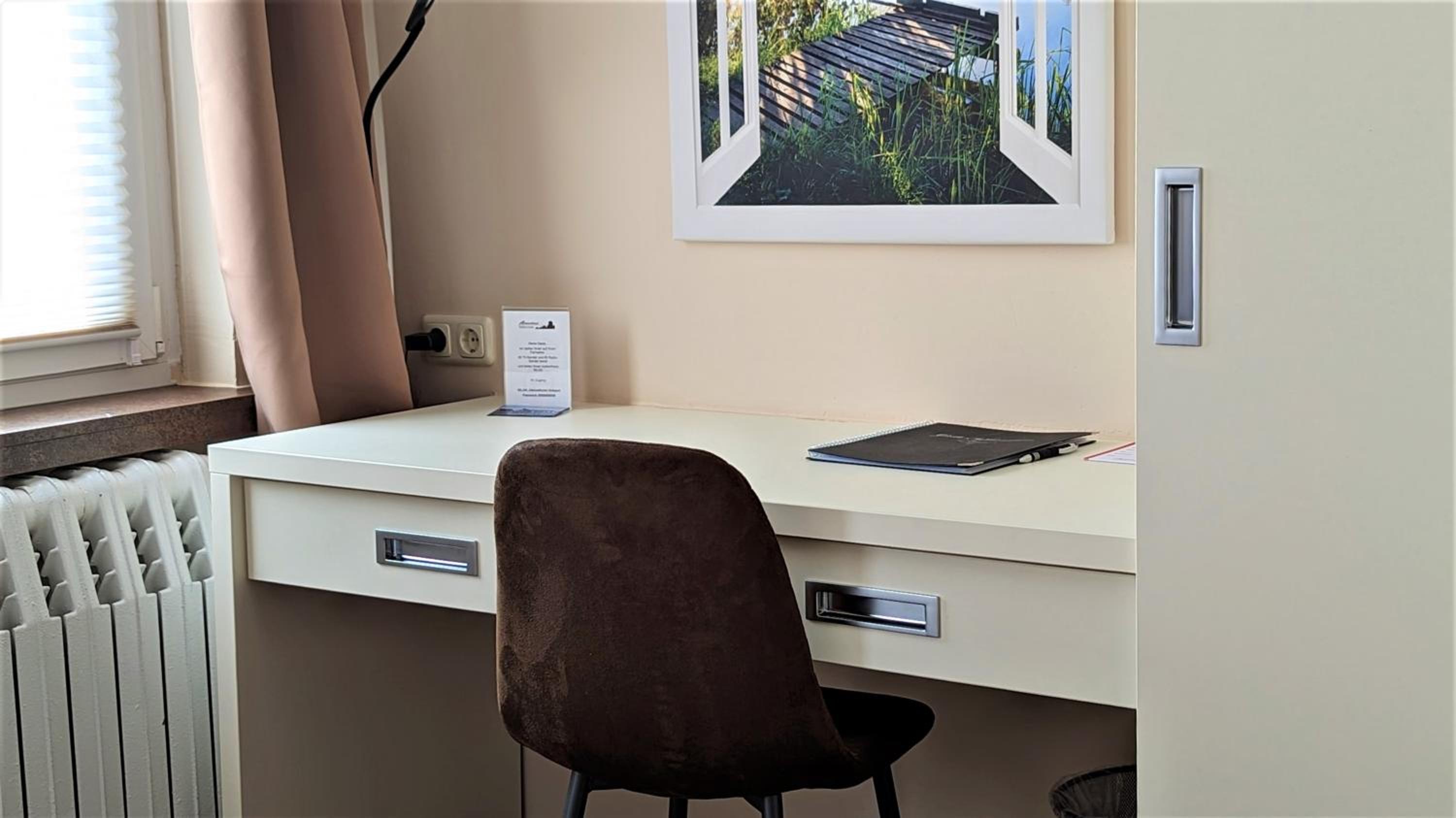 Standard Single Room photo 3