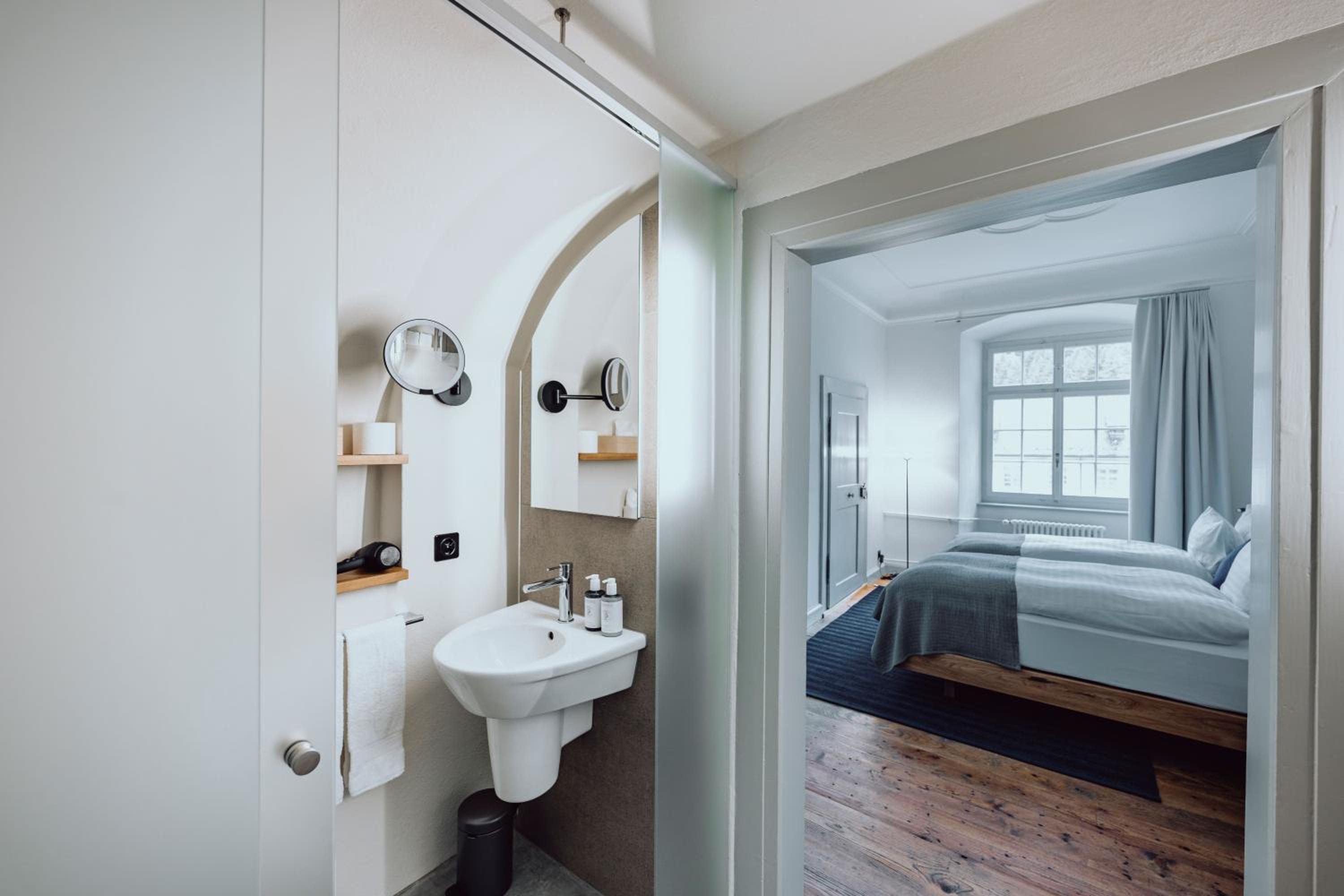 Superior Double or Twin Room with Garden View - Photo 3