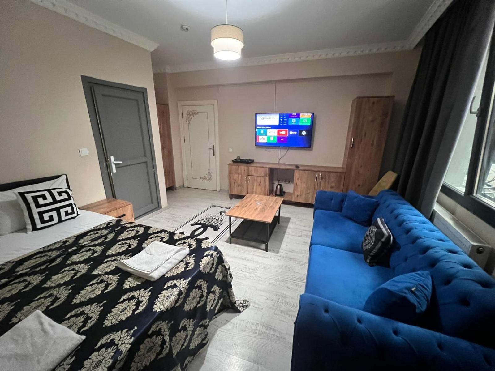 Family Room photo 2