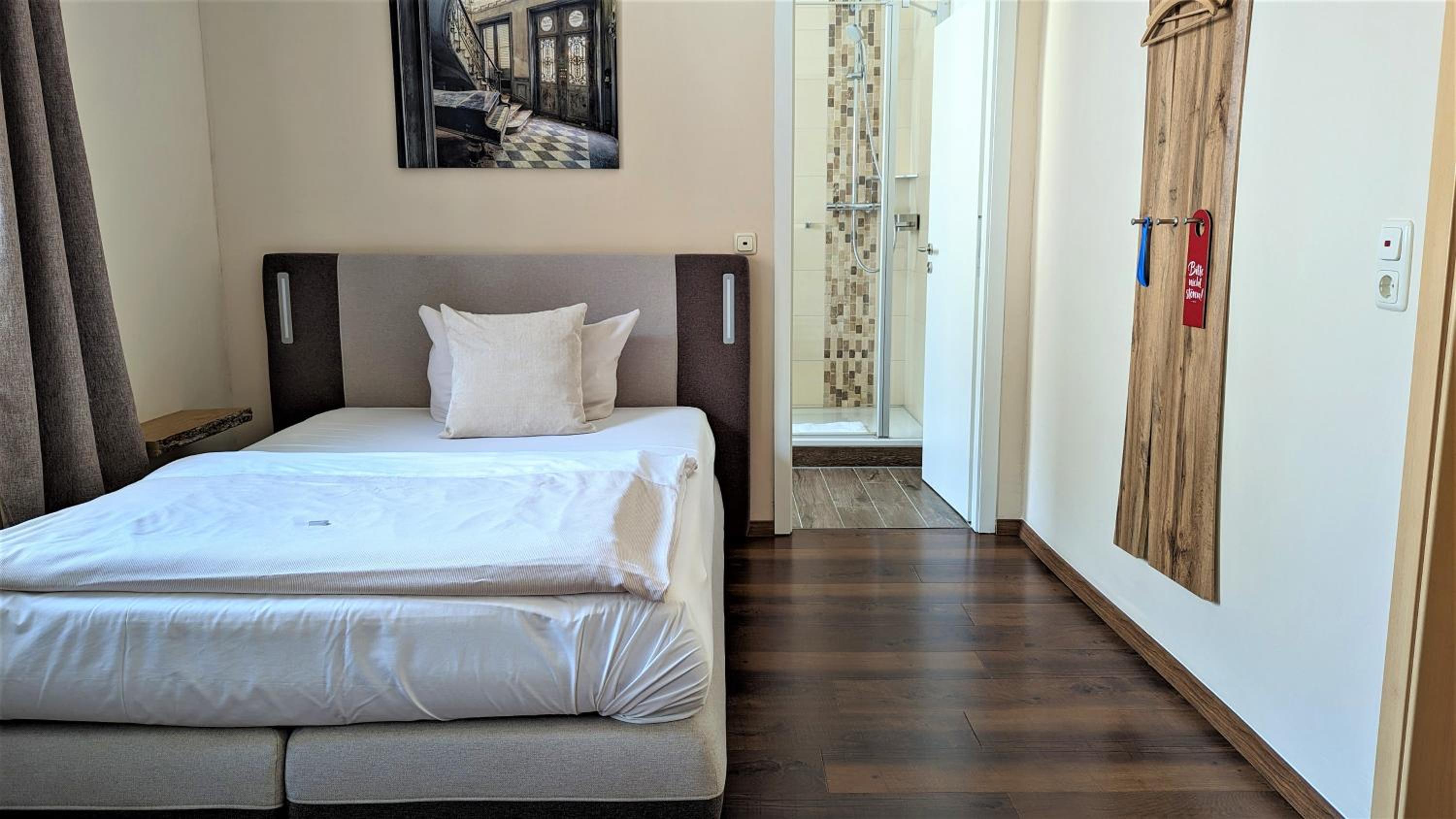 Superior Single Room