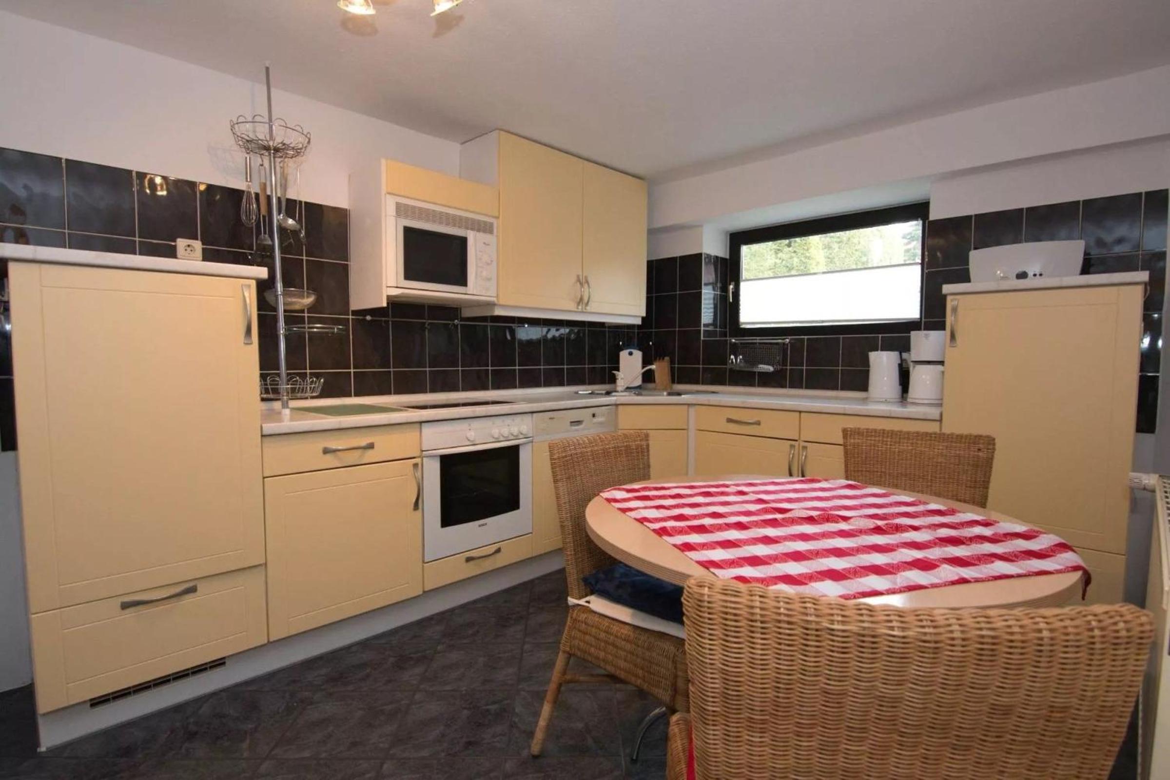 One-Bedroom Apartment with Terrace photo 3