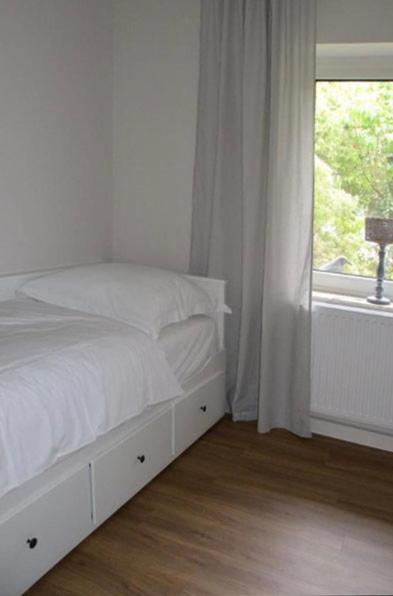 Two-Bedroom Apartment with Terrace photo 3