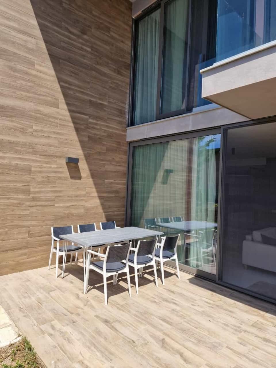Villa With Sea View photo 2