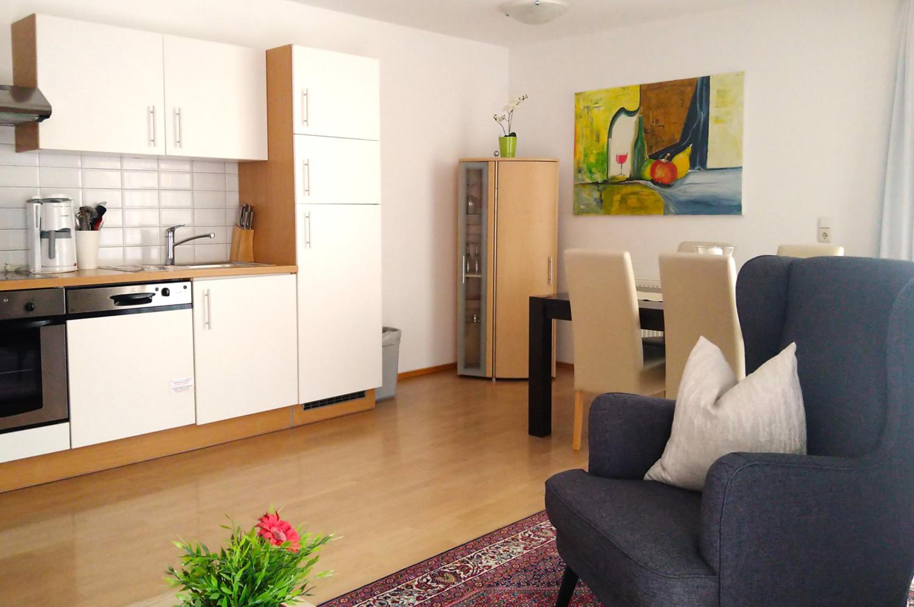 One-Bedroom Apartment photo 2