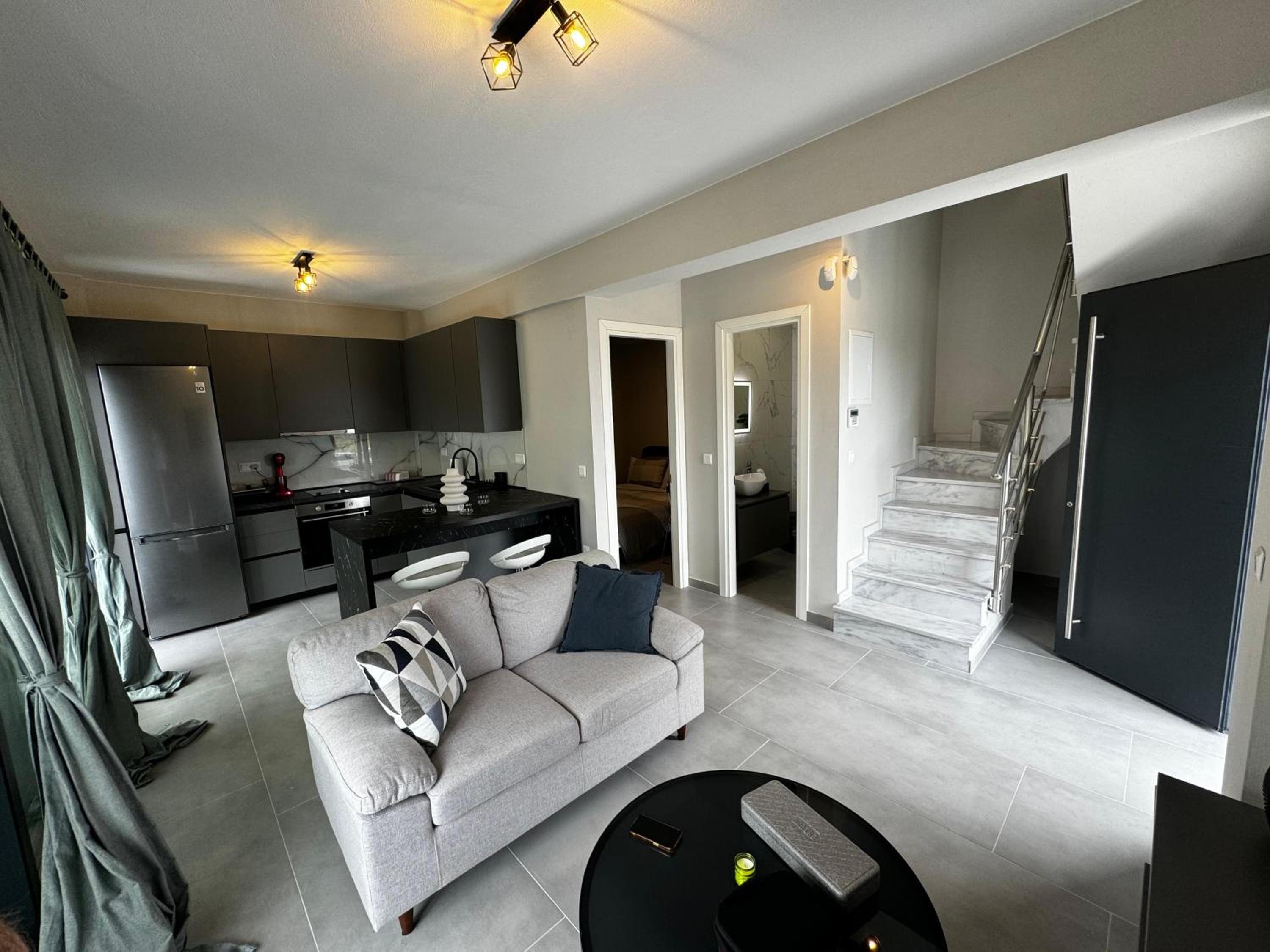 Three-Bedroom Villa photo 1