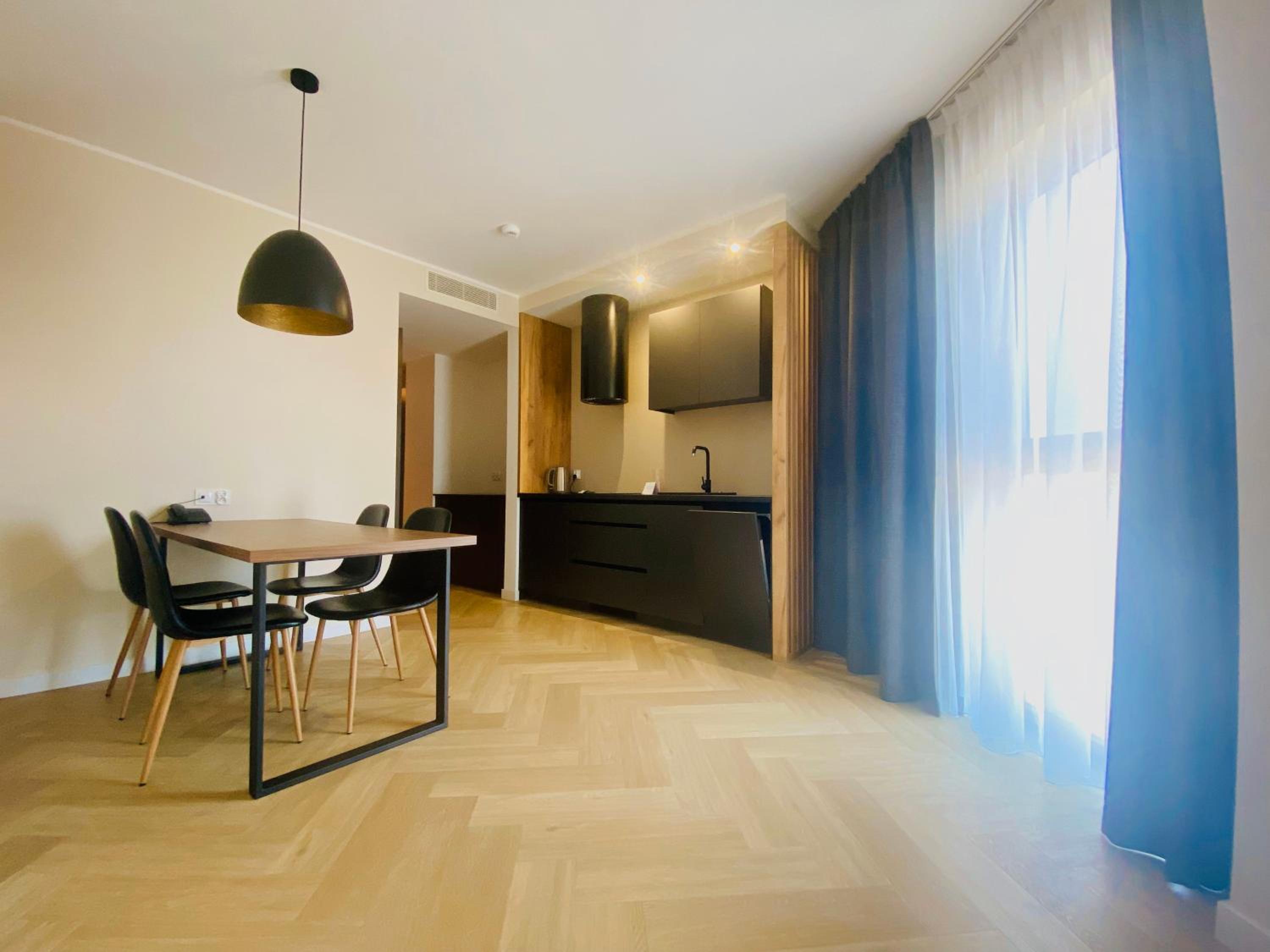 Two-Bedroom Apartment - Photo 6