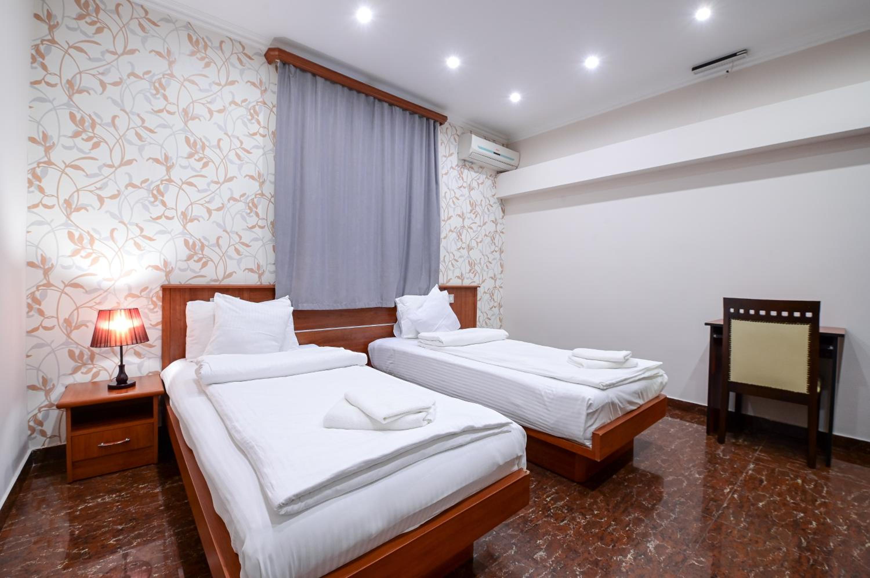 Standard Double or Twin Room photo 3