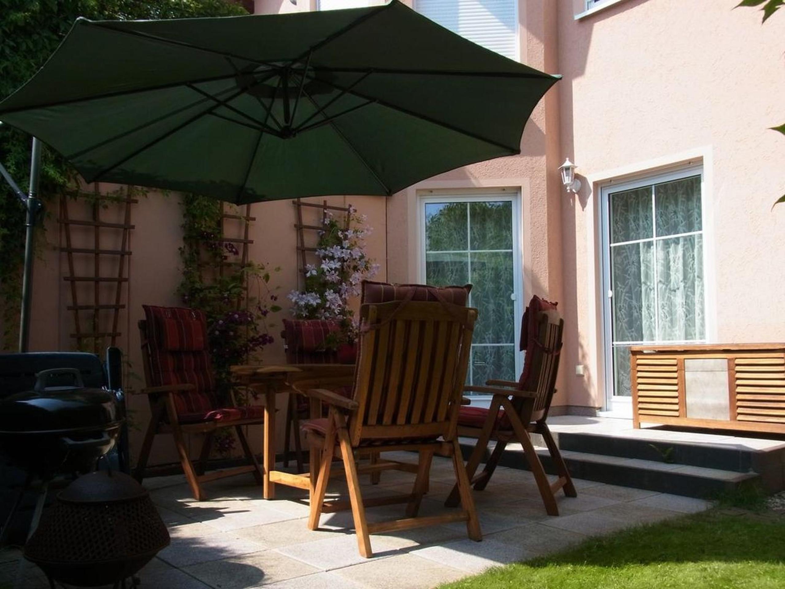 Apartment with Terrace photo 3