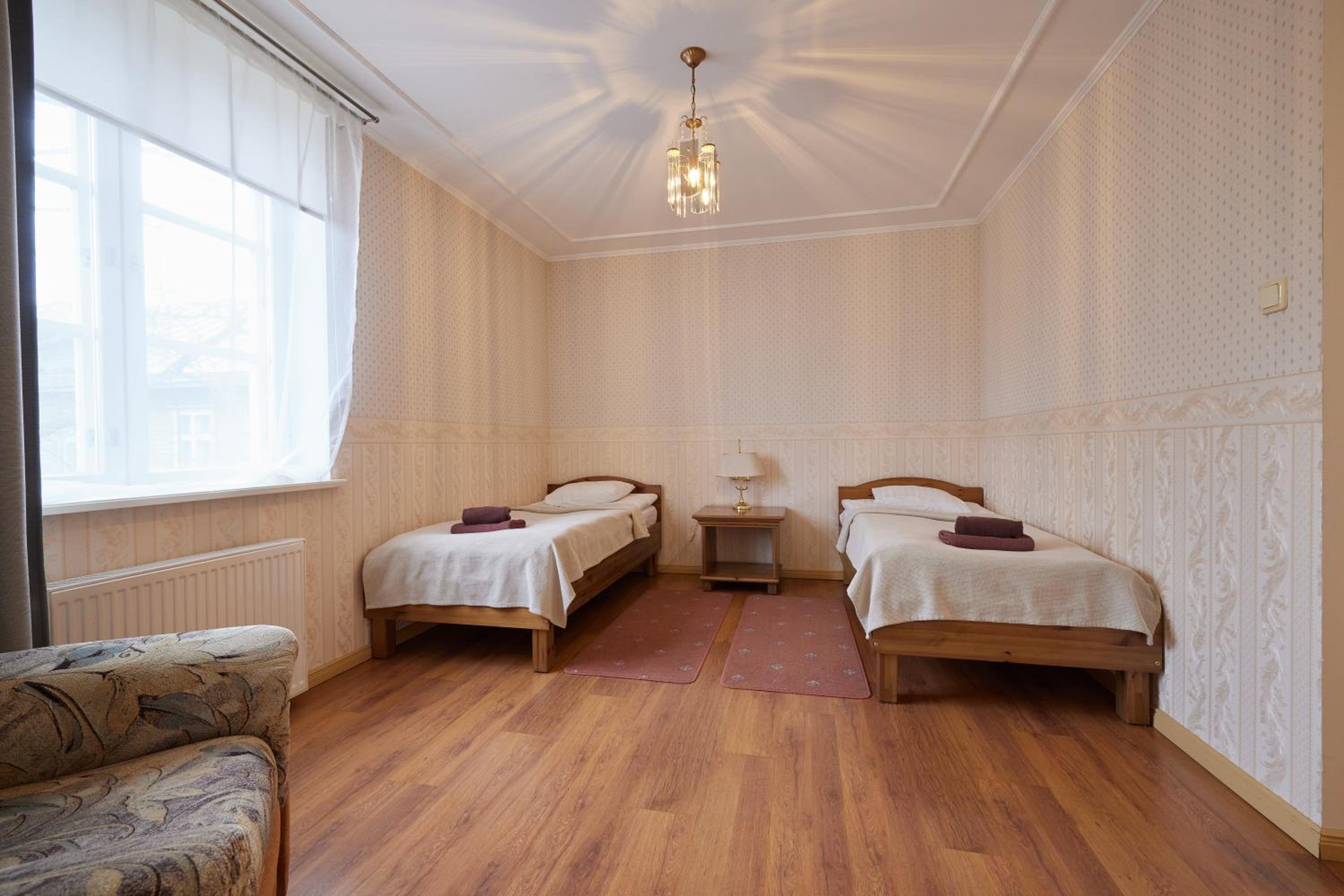 Budget Twin Room photo 1