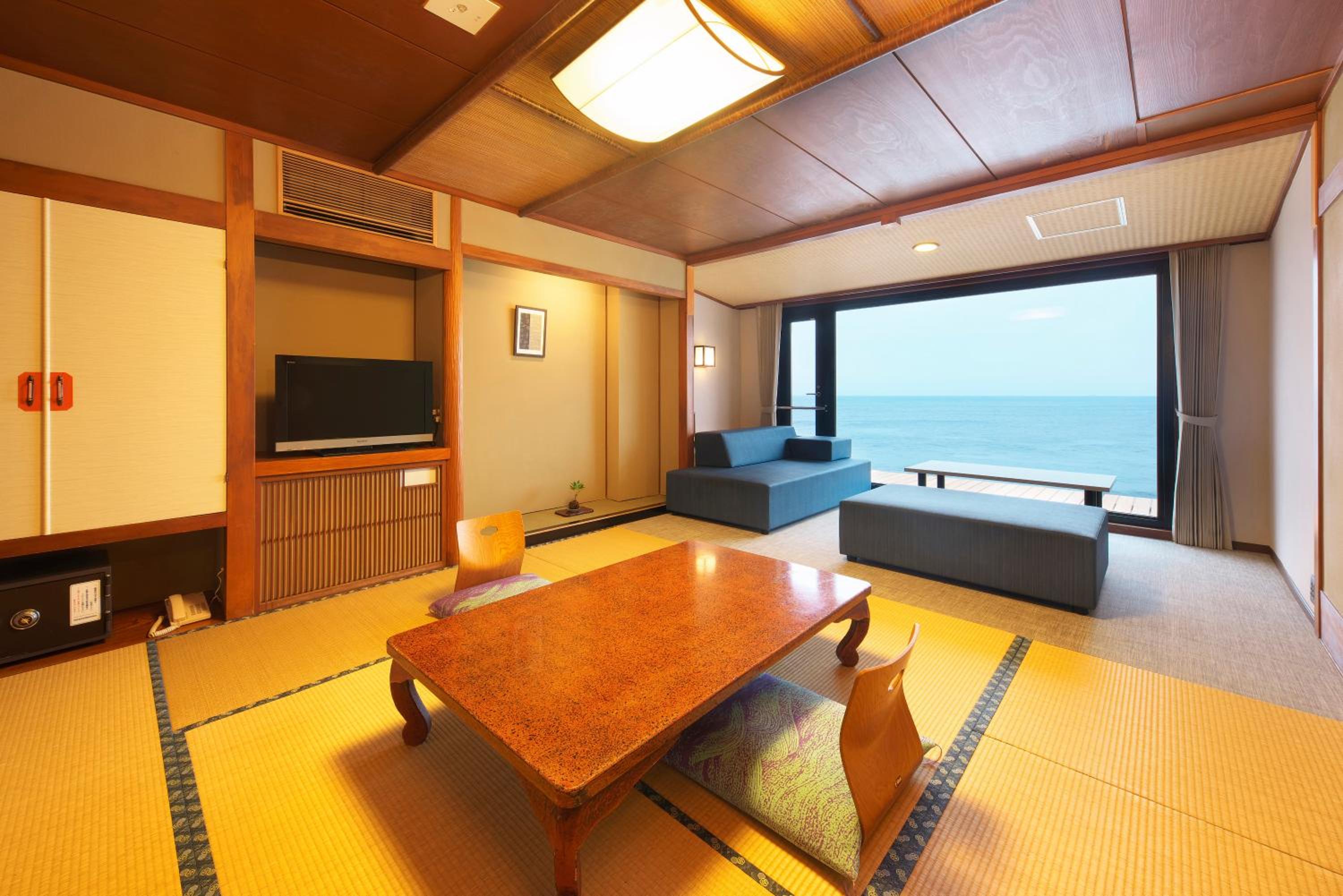 Quadruple Room With Bathroom