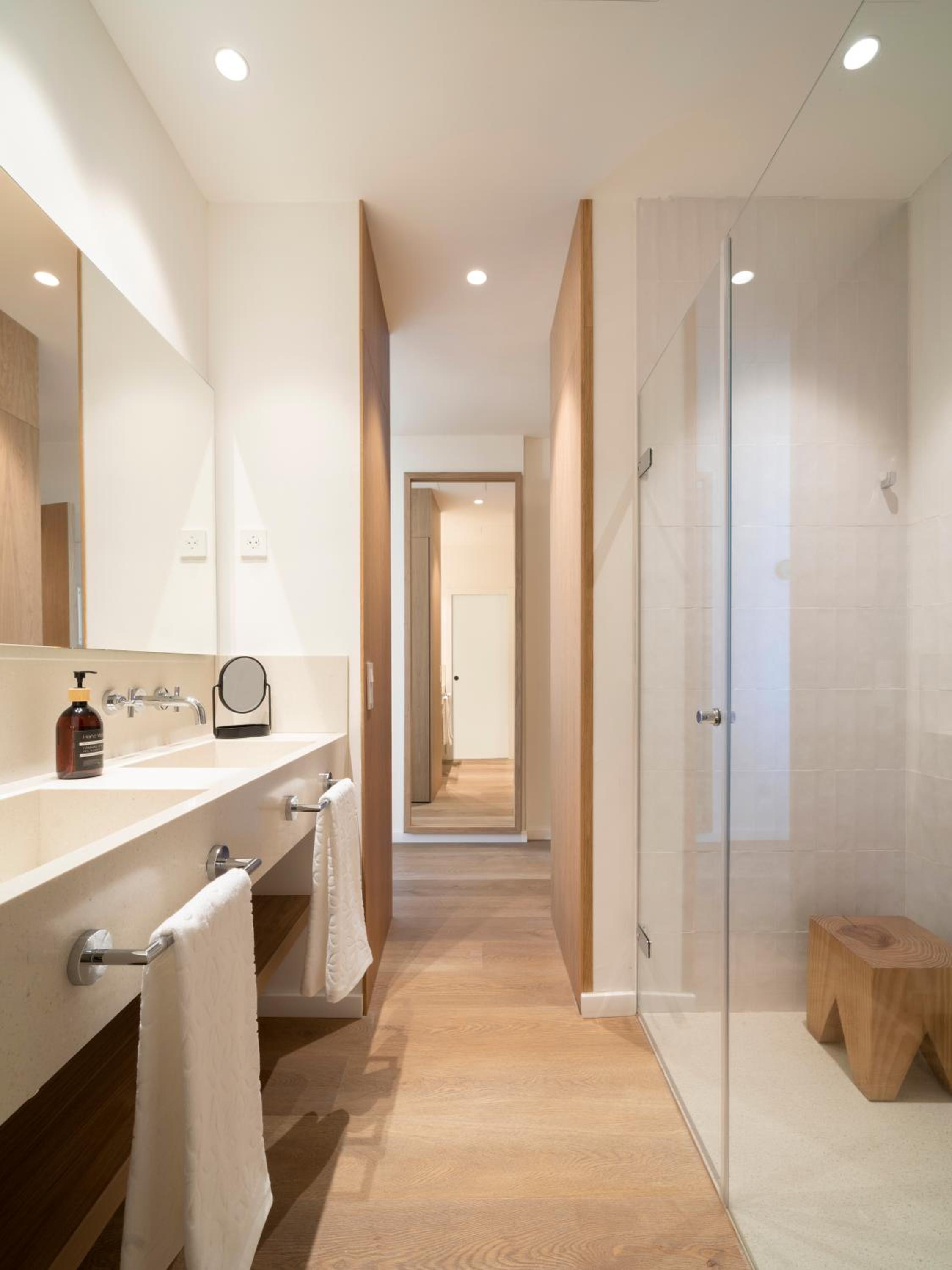 Double Room - Photo 8