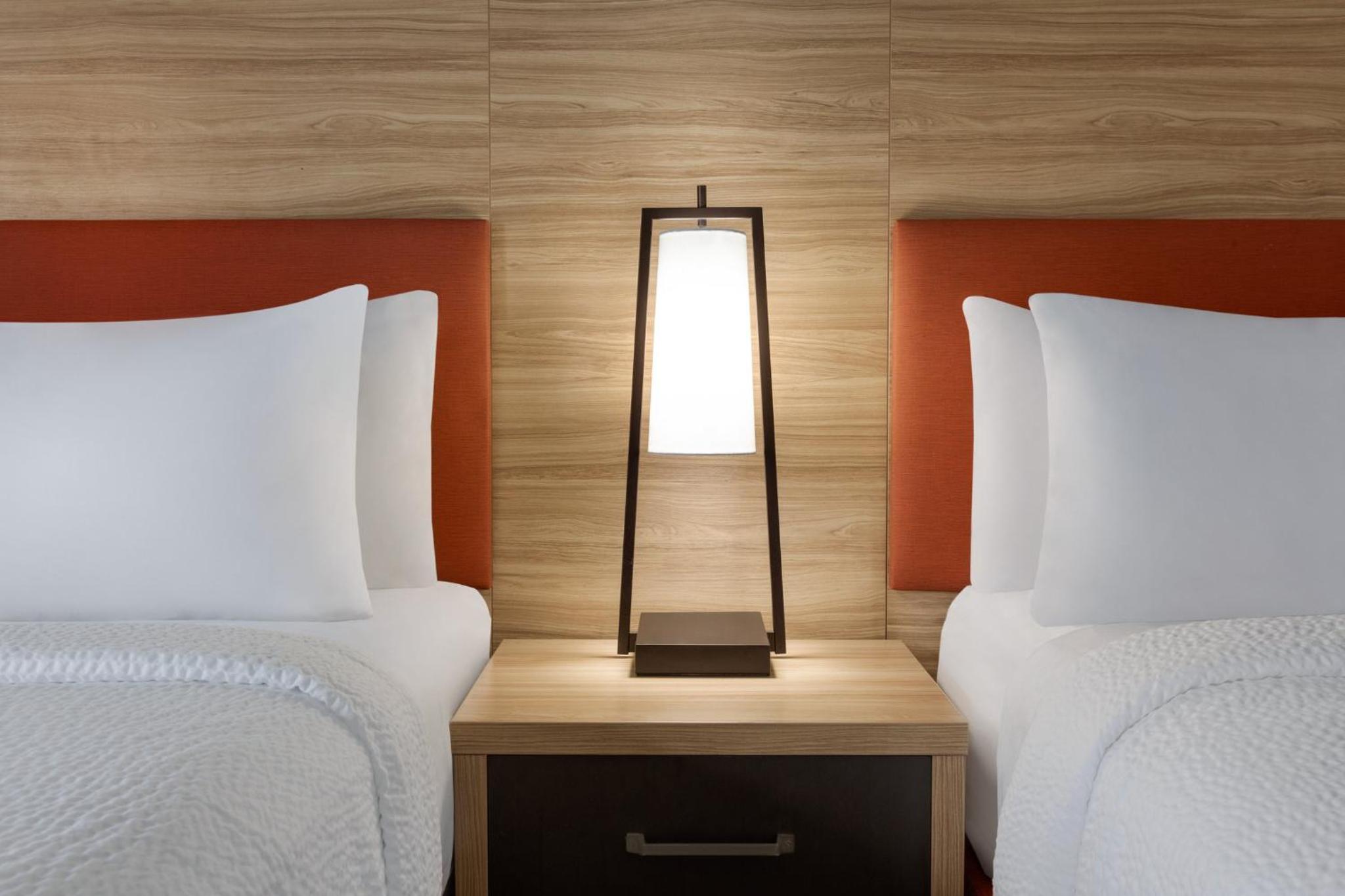 Studio Suite with Two Double Beds - Photo 1