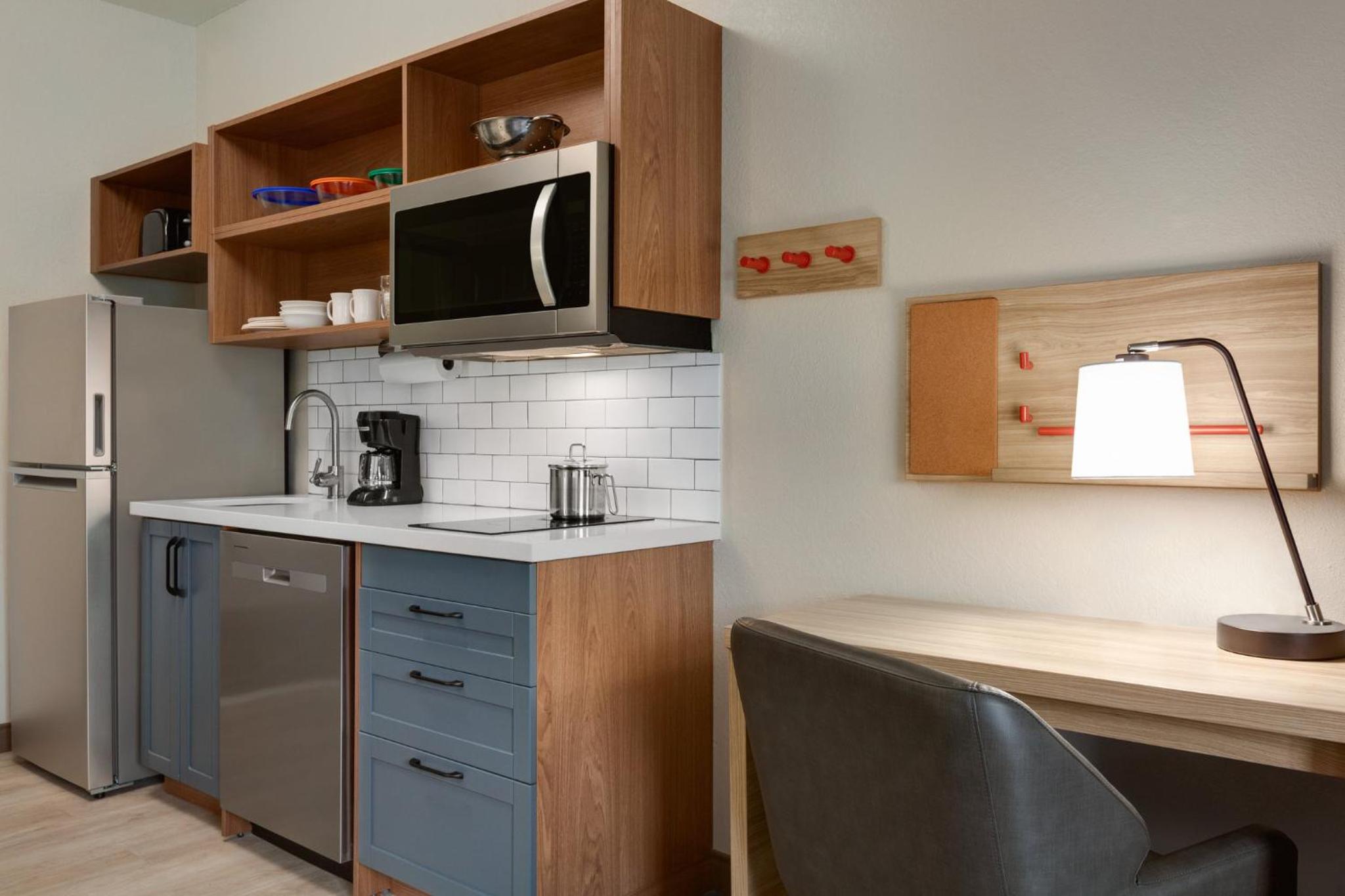 Studio Suite - Photo 4